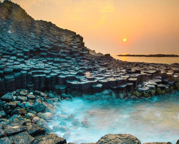 Du lịch Phú Yên thế nào sau cơn sốt “hoa vàng cỏ xanh”? - Anh 3